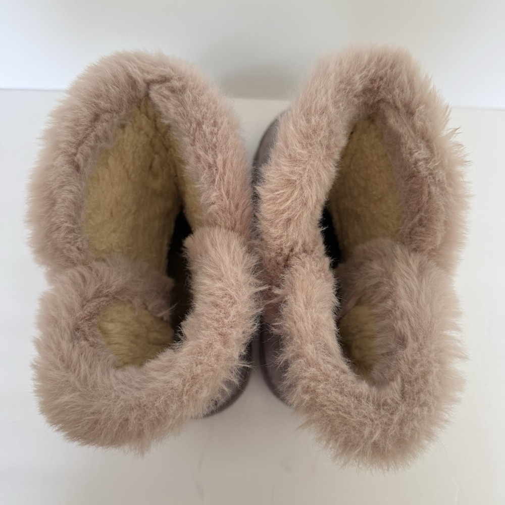 BearPaw Betsy Boots Youth Size 5 Purple Suede Faux Fur Lined Pull On Bougie‎ - Picture 4 of 9